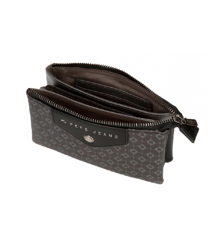 Carteira Pepe Jeans Bethany com três compartimentos, preta