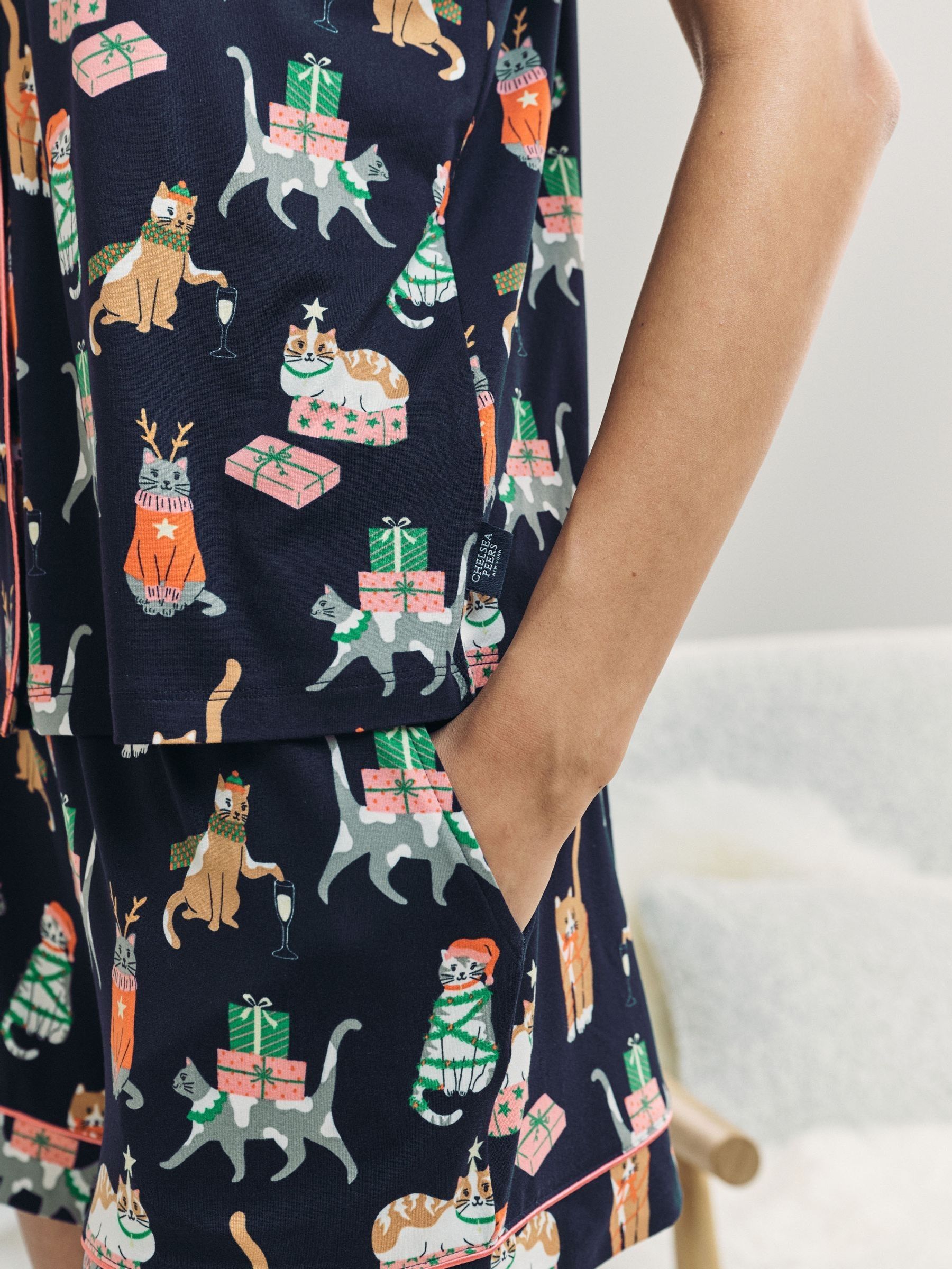 Chelsea Peers Christmas Cats Print Short Pyjamas Set