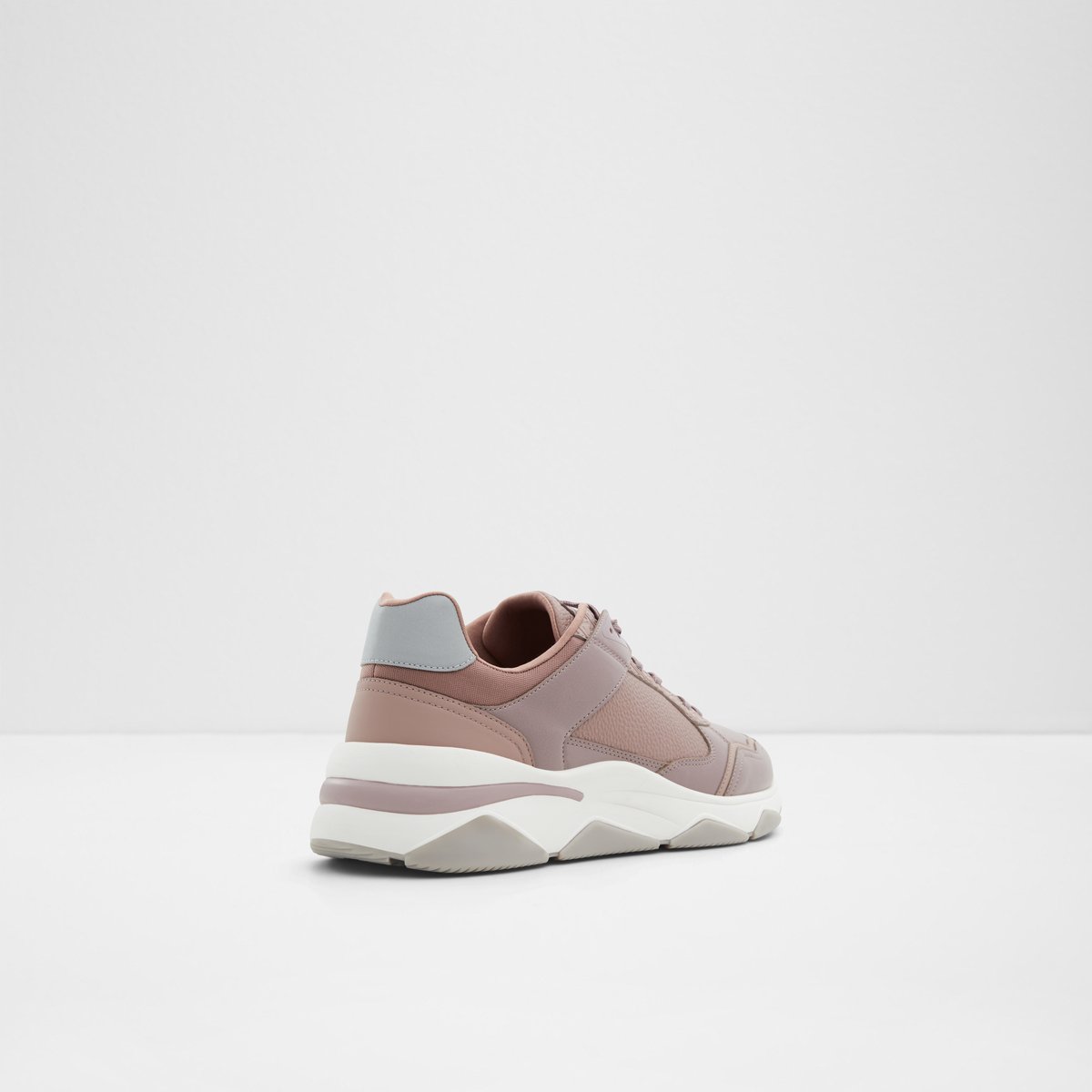 Kyanite Medium Beige Men Athletic sneakers