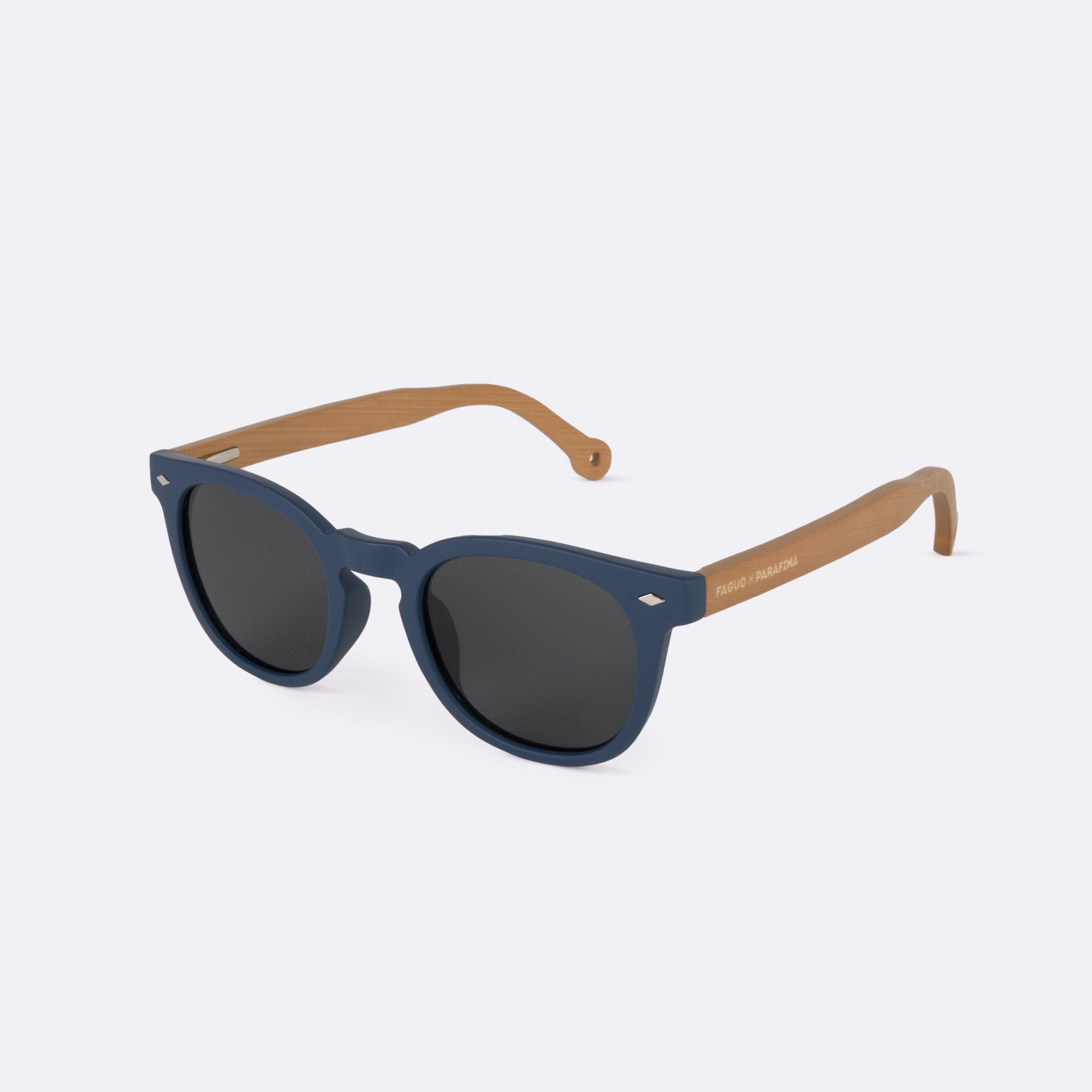 Lunette de soleil bleues plastique recyclé et bambou organique - modèle sunglass