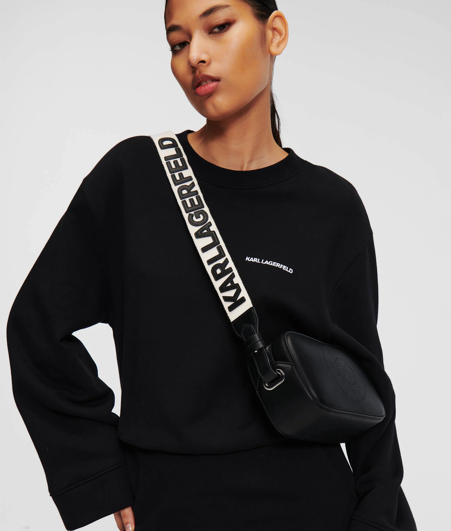 SAC BANDOULIÈRE PERFORÉ K/CIRCLE