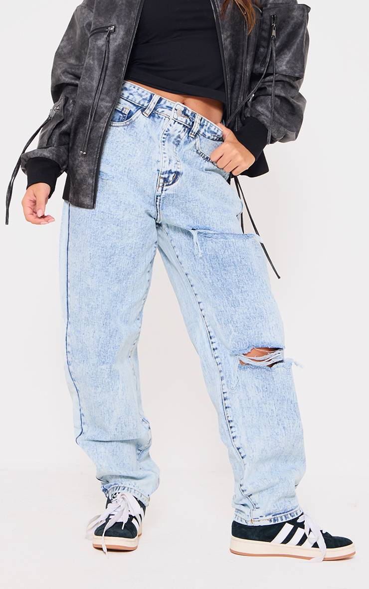 Acid Blue Wash Prettylittlething Jean Boyfriend Délavé À Genoux Ouverts