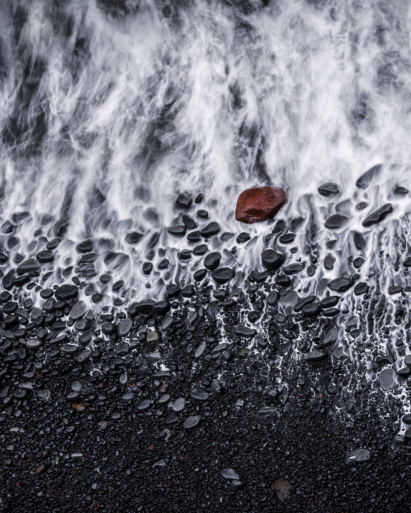 Komar Fototapete »Digitaldruck Vlies -  Red Rock - Grösse 200 x 250 cm« bedruckt | floral | geblümt | gemustert | tropisch glatt Wohnzimmer, Schlafzimmer