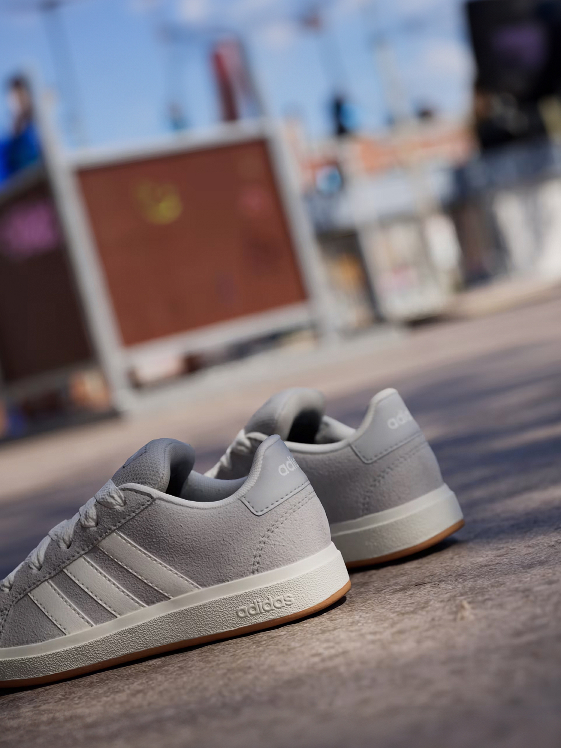 Adidas Grand Court 00s