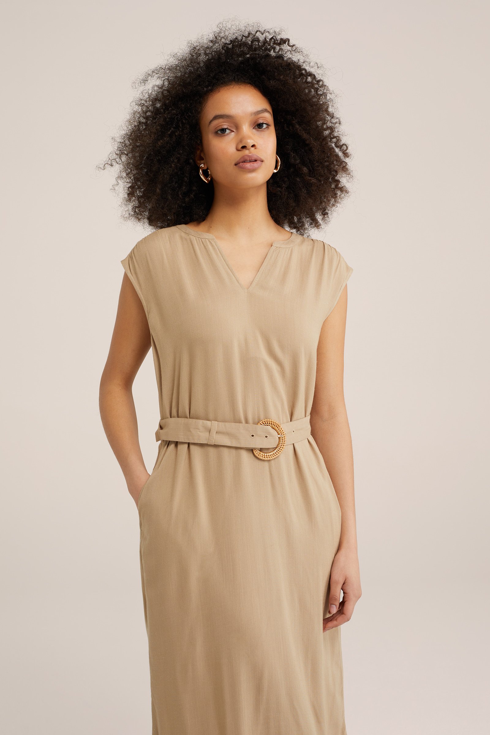 jurk met ceintuur WE Fashion Olijfgroen