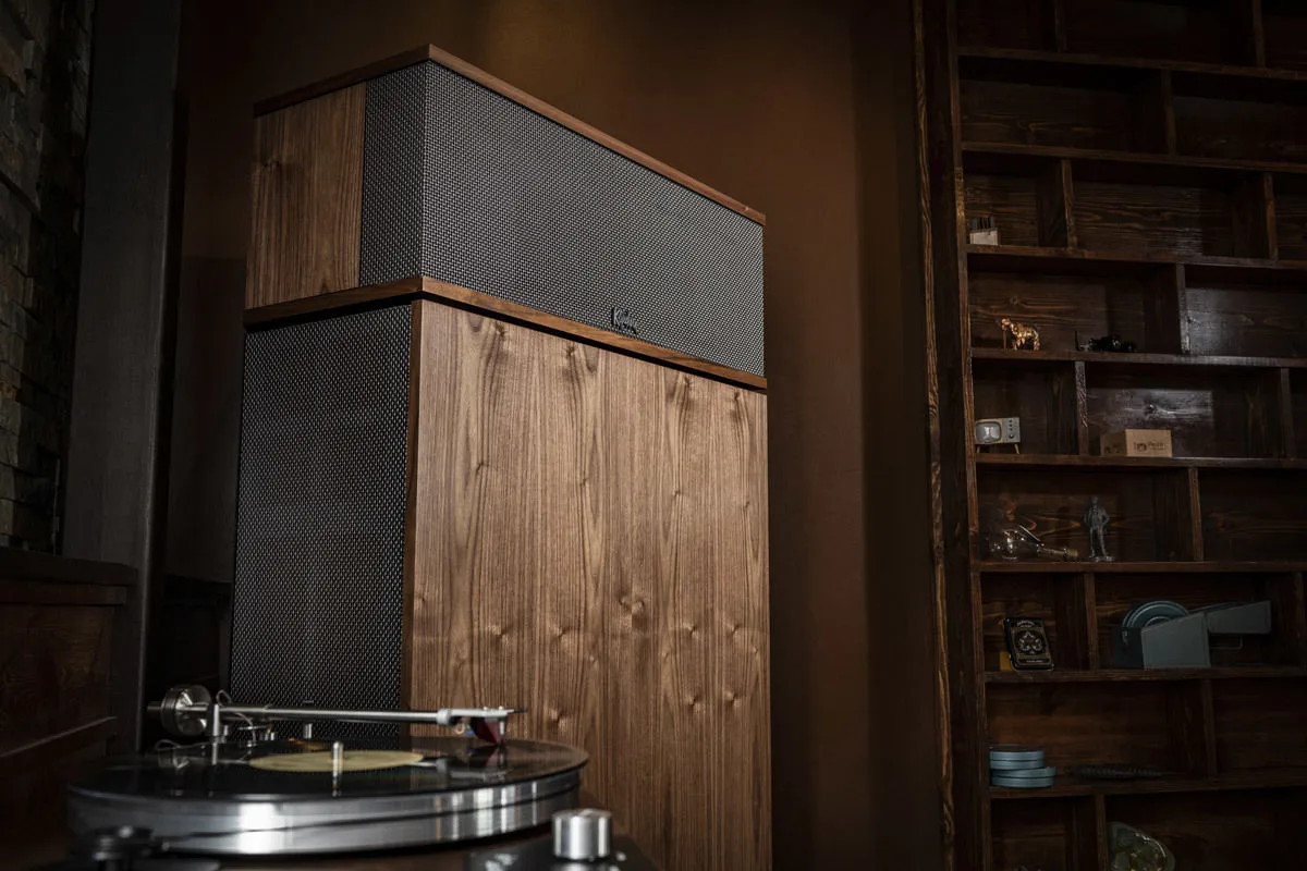 Klipsch KlipscHorn AK6 Noyer (la paire) Enceintes colonne