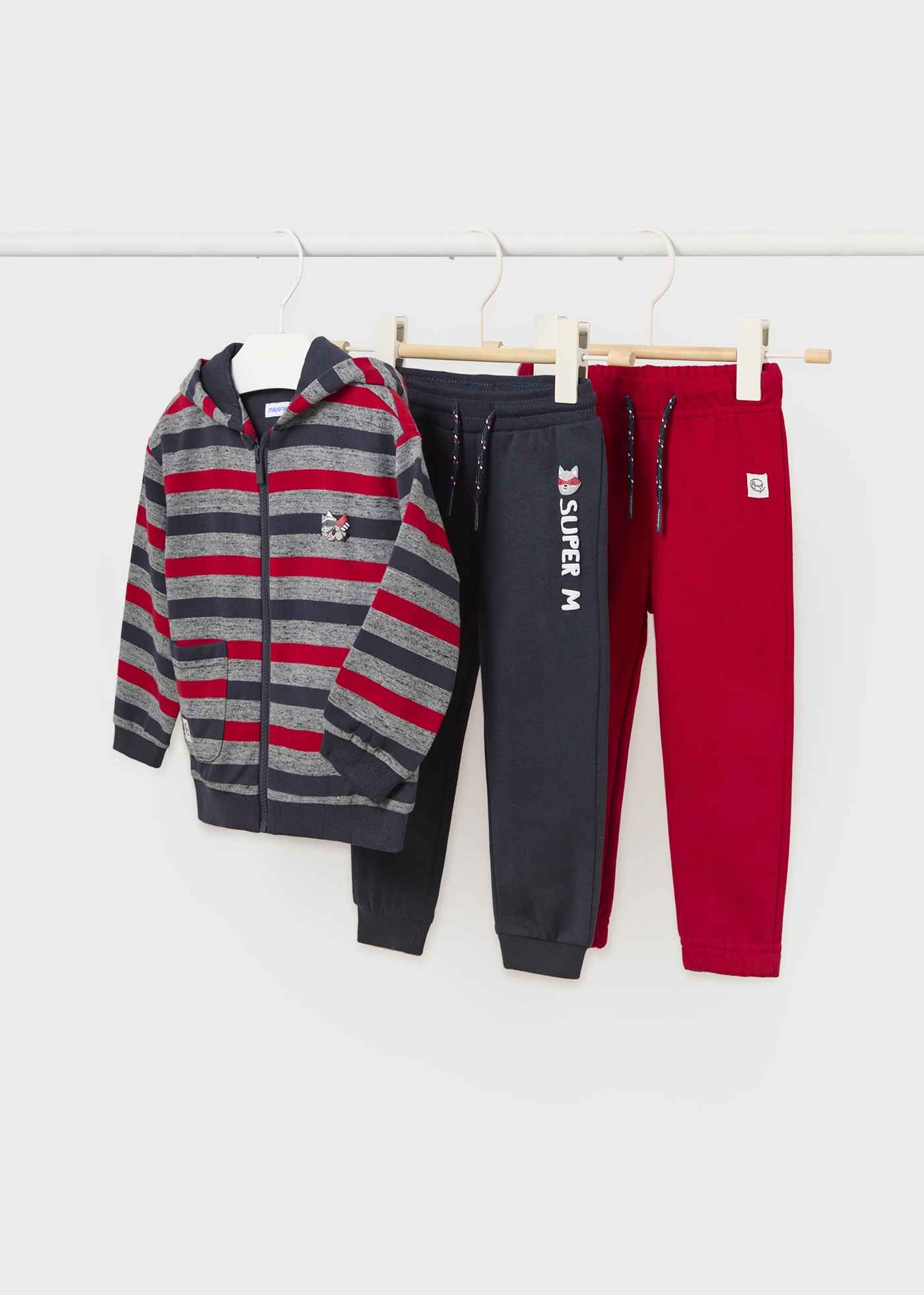 Conjunto de moletom listrado de 3 peças para bebê
