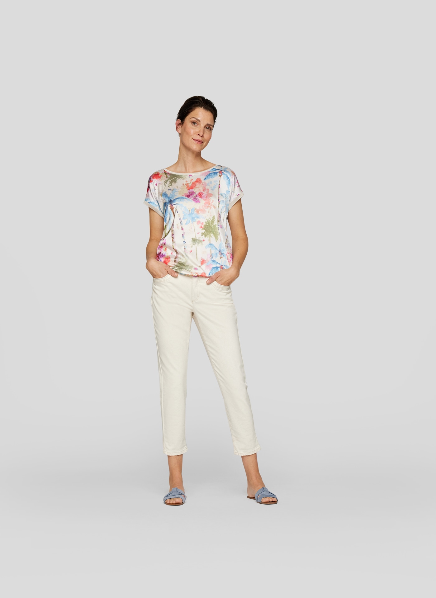 Rabe Print-Shirt , mit floralem Muster vorn, hinten unifarben