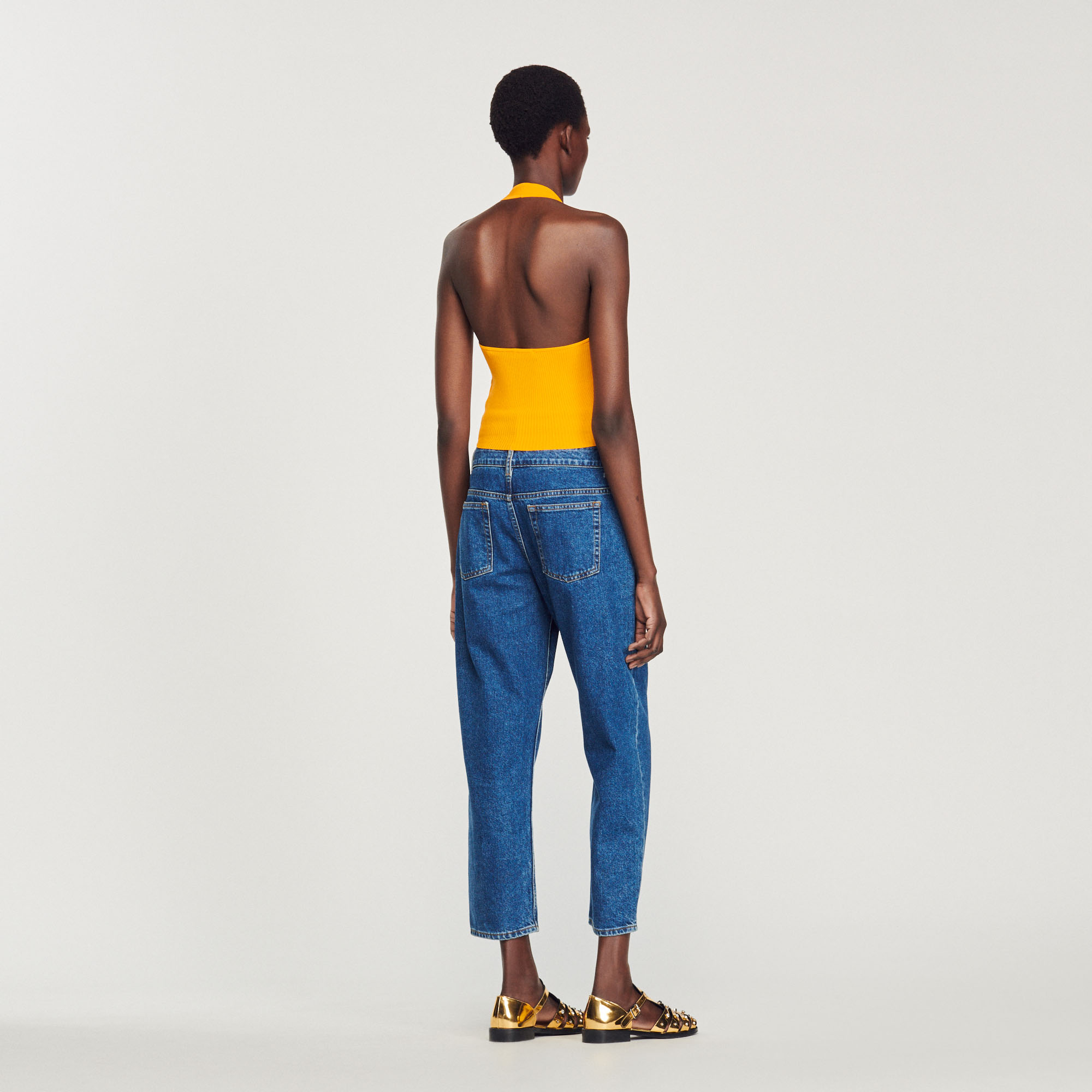 Top court en maille detail bijou