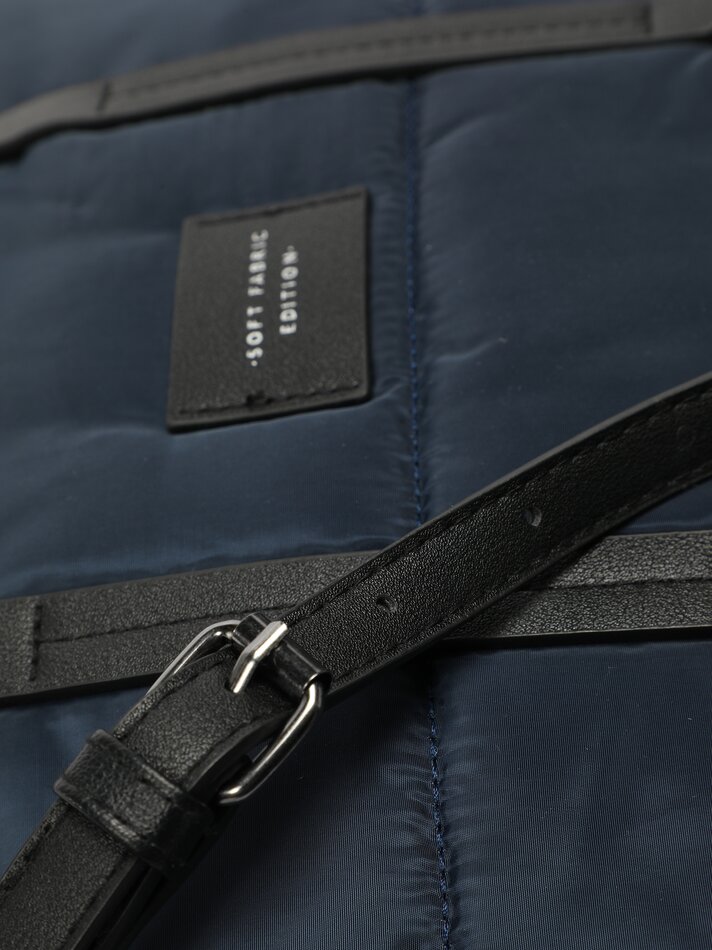 Sacola de compras acolchoada em nylon - Azul