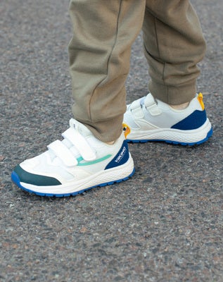 Viking Century 2V WP Sneakers, Eggshell/Blue