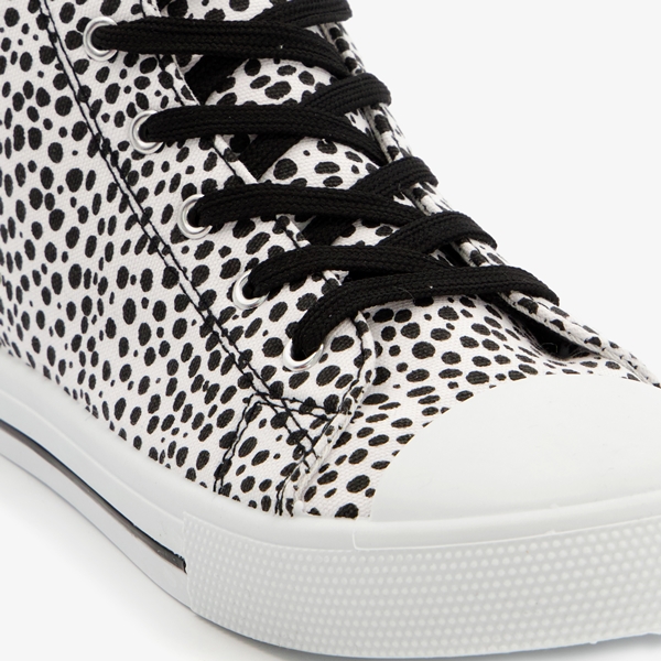 Hoge canvas dames sneakers met stippen