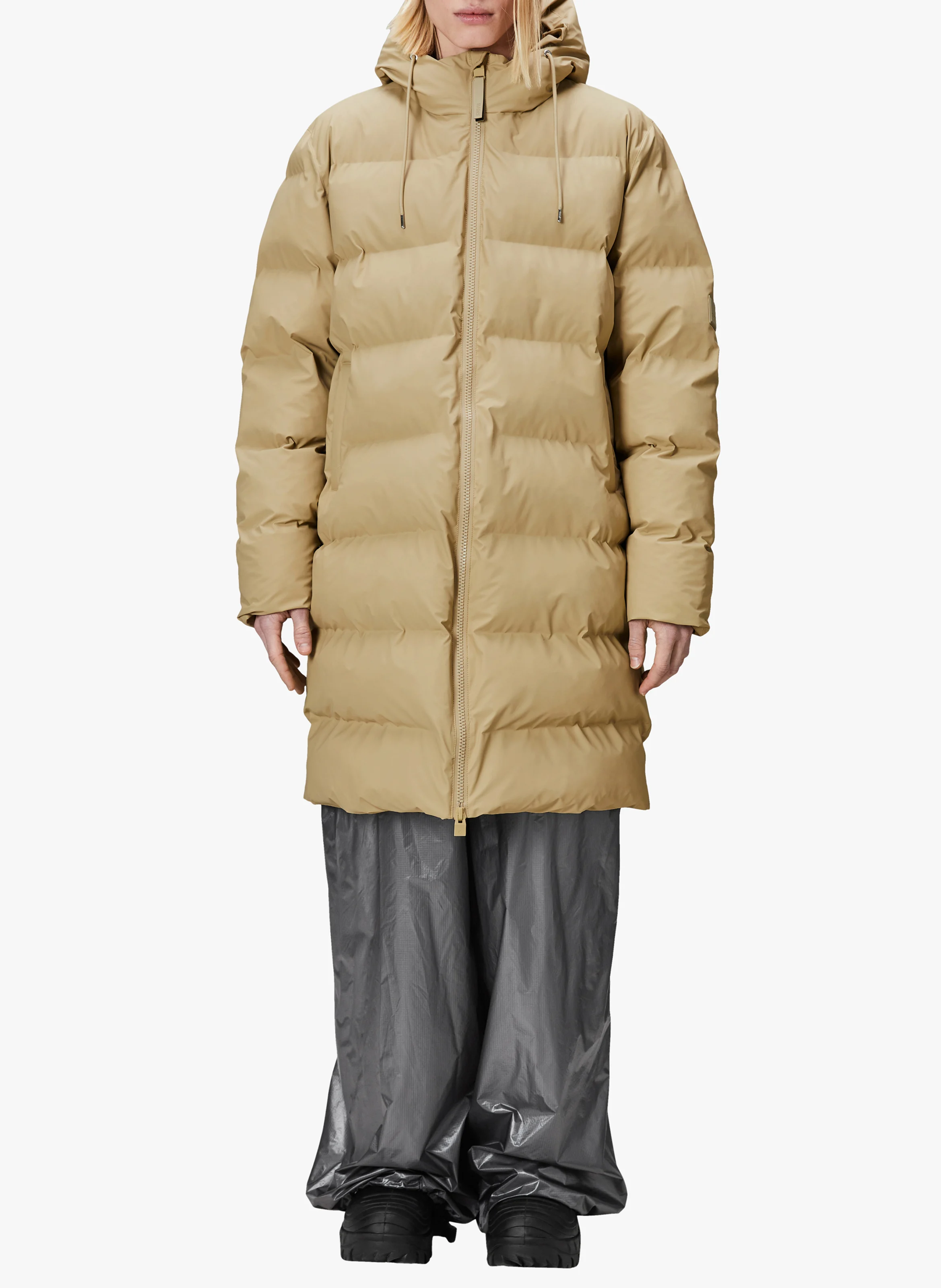 ALTA - Doudoune matelassée à capuche | Beige