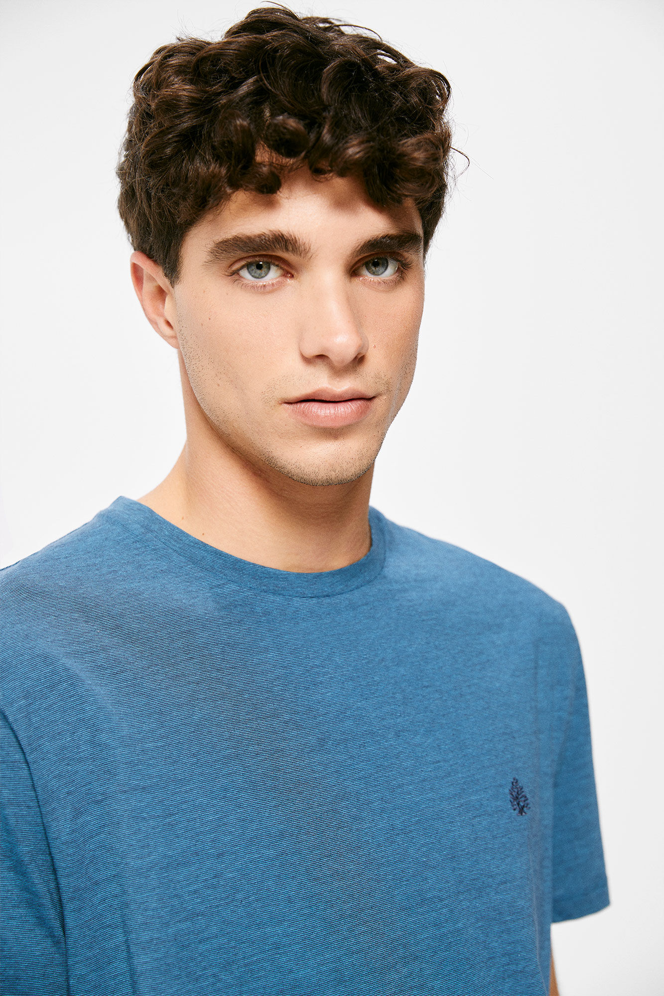 Camiseta com micro-listras - azul