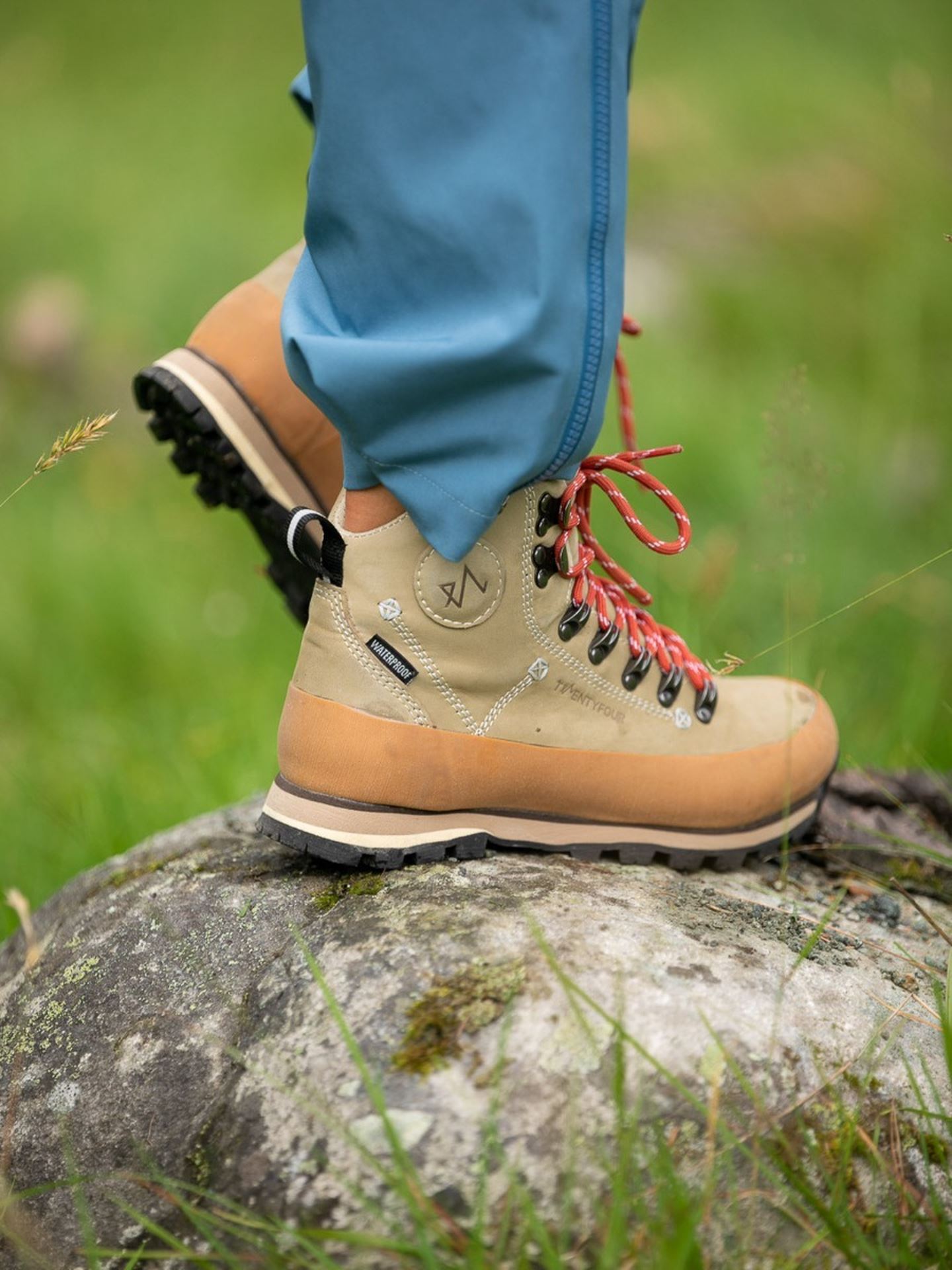 Finse Leather Boot
