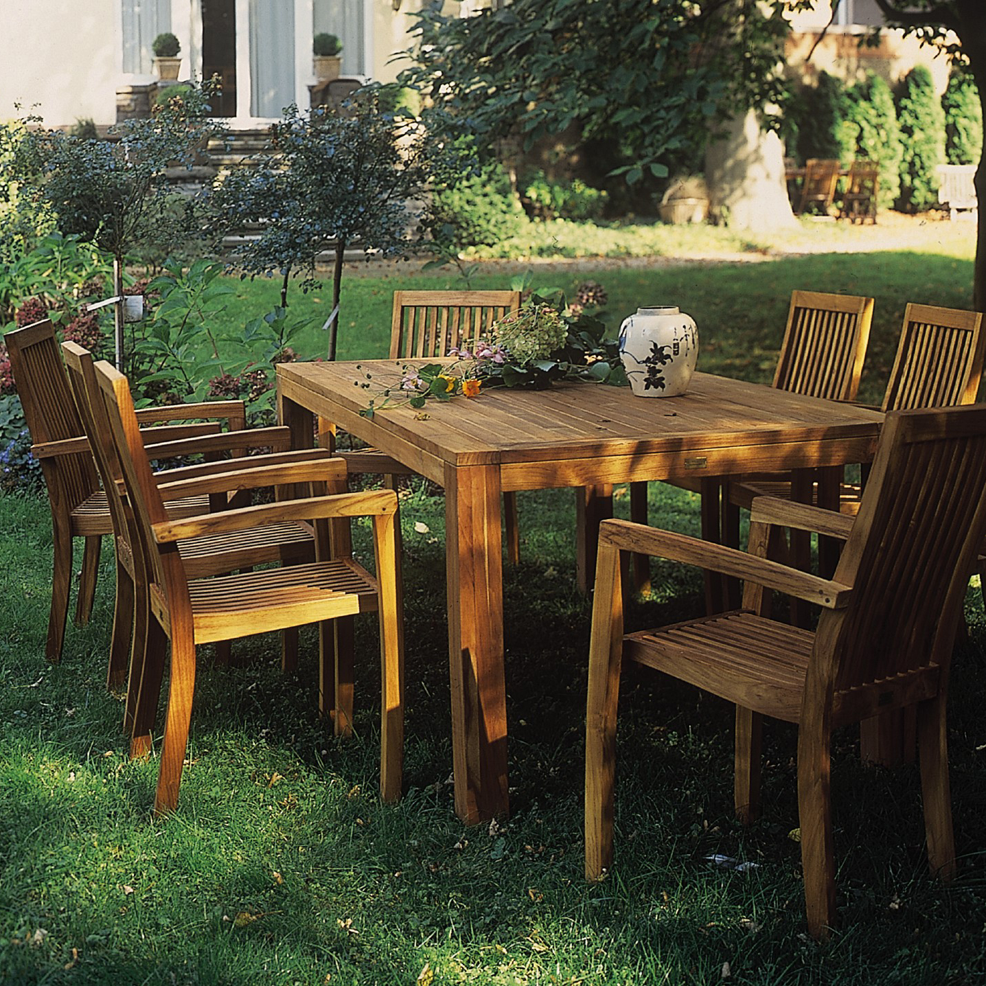 Gartenstuhl 'Lund' aus Teakholz, stapelbar, natur, B 52 cm, H 91 cm, L 58 cm günstig bestellen