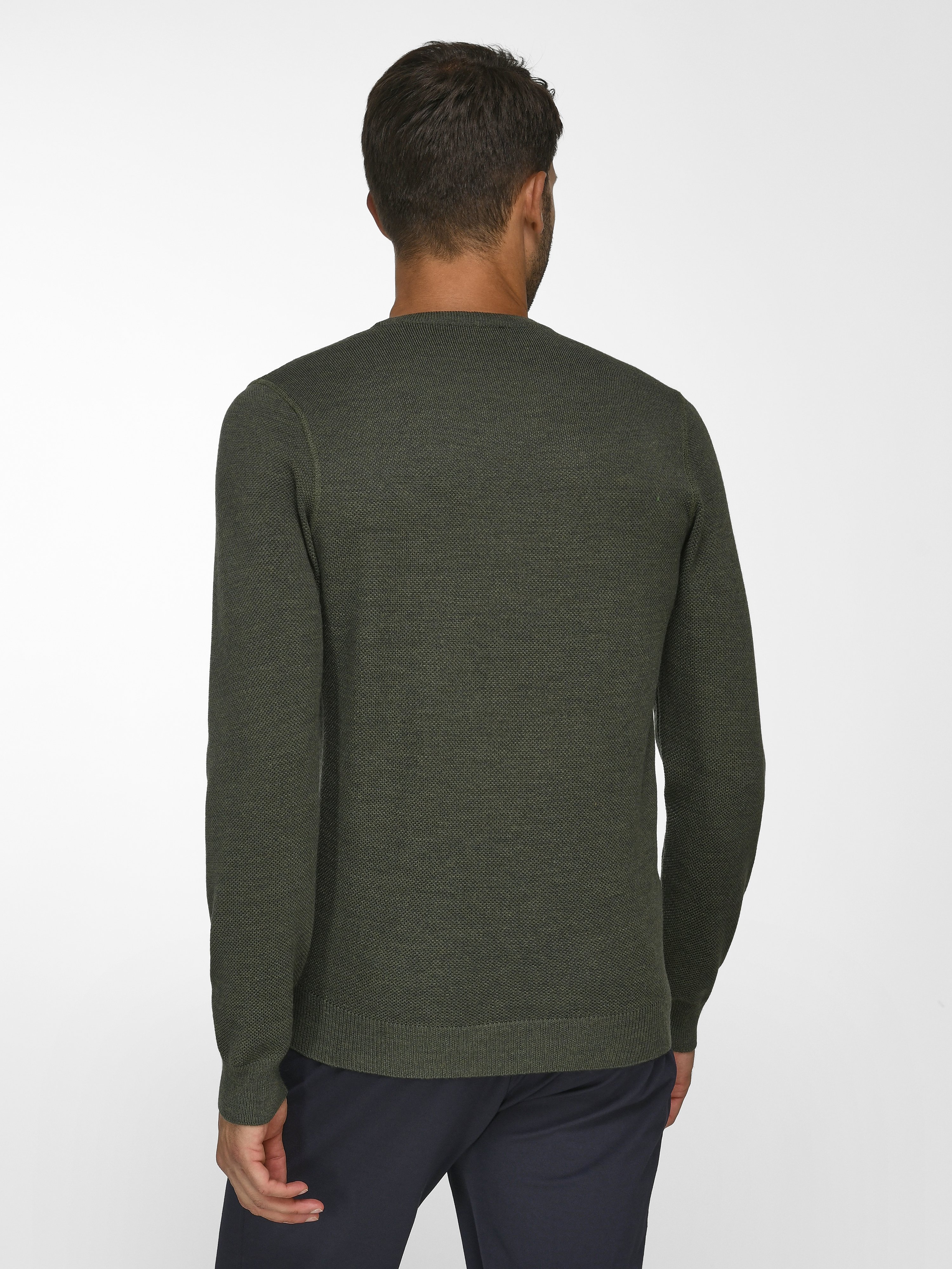 Rundhals-Pullover aus 100% Schurwolle