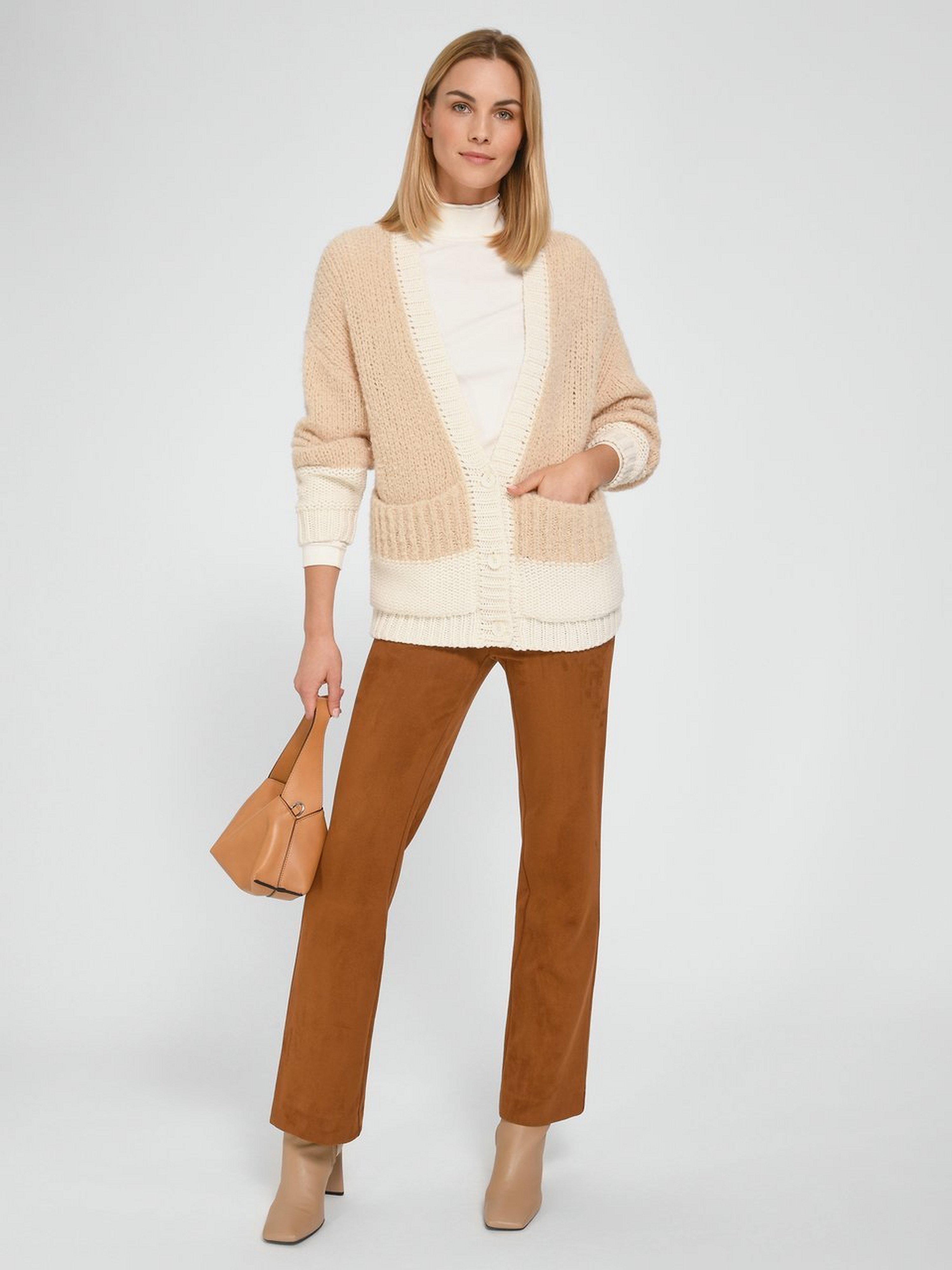 Strickjacke im Oversized-Style