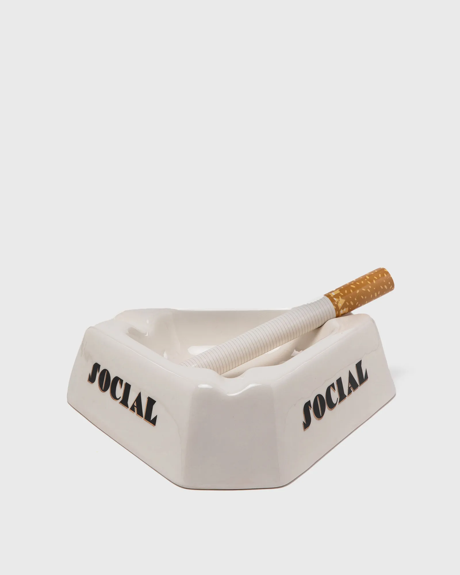 Seletti CENTREPIECE IN PORCELAIN - SOCIAL SMOKER-DIESEL LIVING