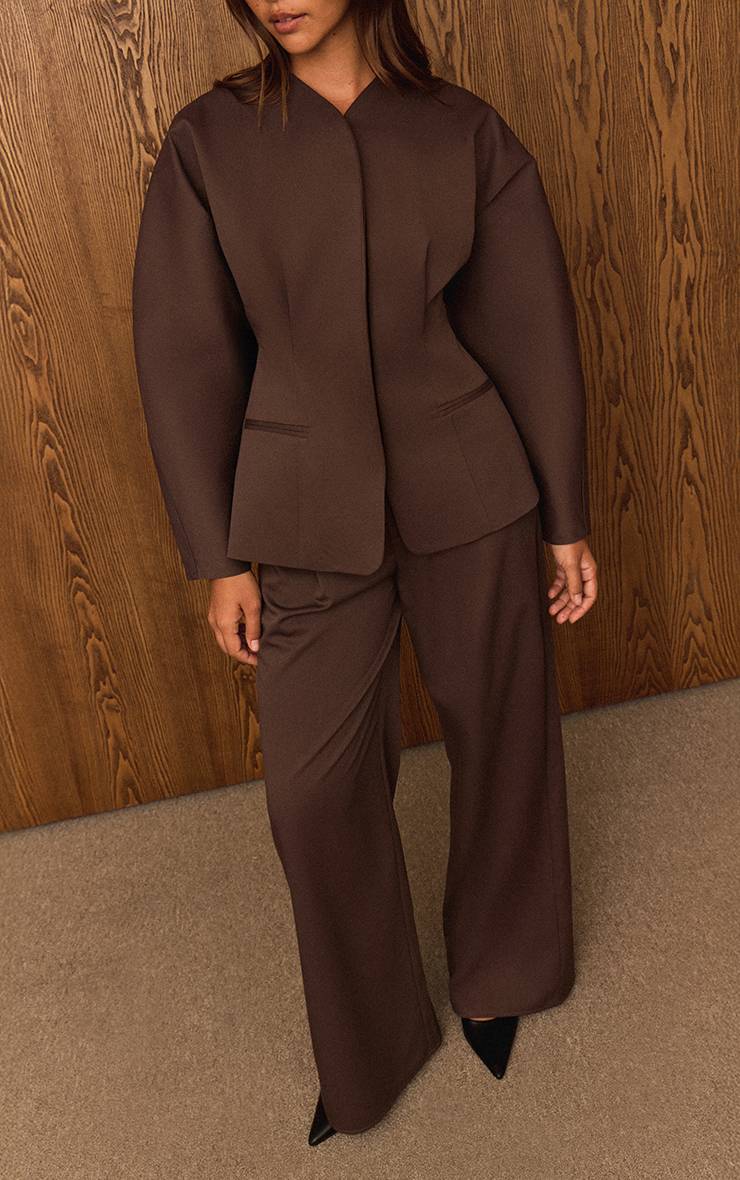 Marron Foncé Blazer Ajusté Sans Col En Tissu Tissé Premium Avec Ensemble Coordonné
