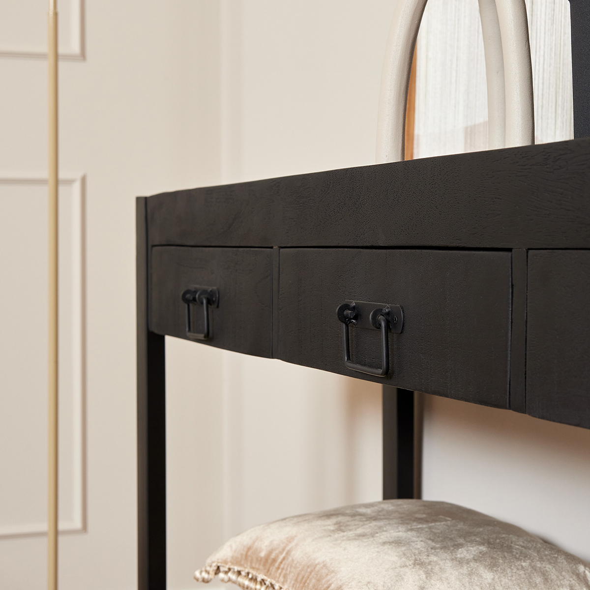 Sidetable Eems zwart 180