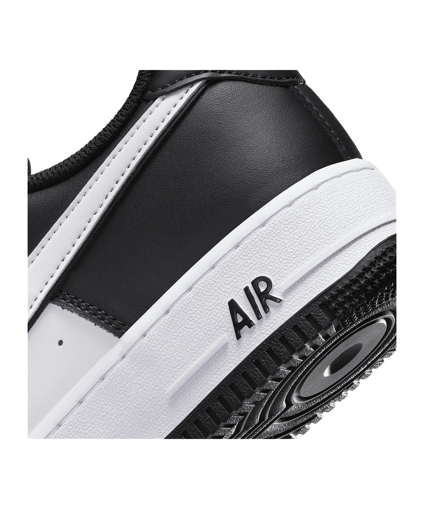 Nike Air Force 1 07 Schwarz F001