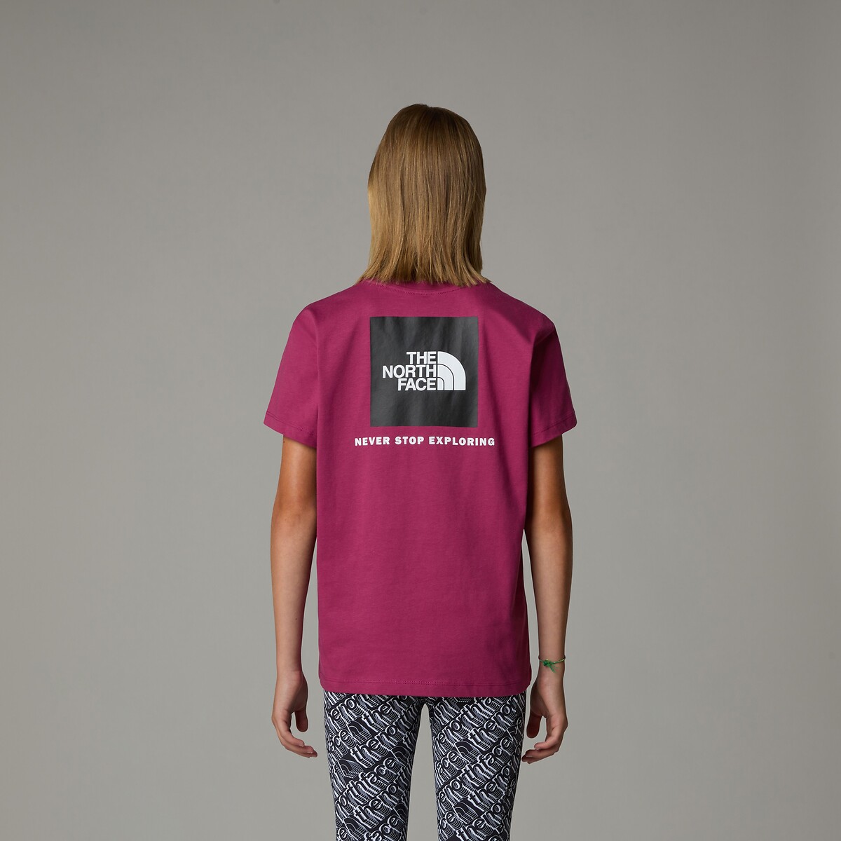 THE NORTH FACE<br>Camiseta de manga curta com estampa nas costas