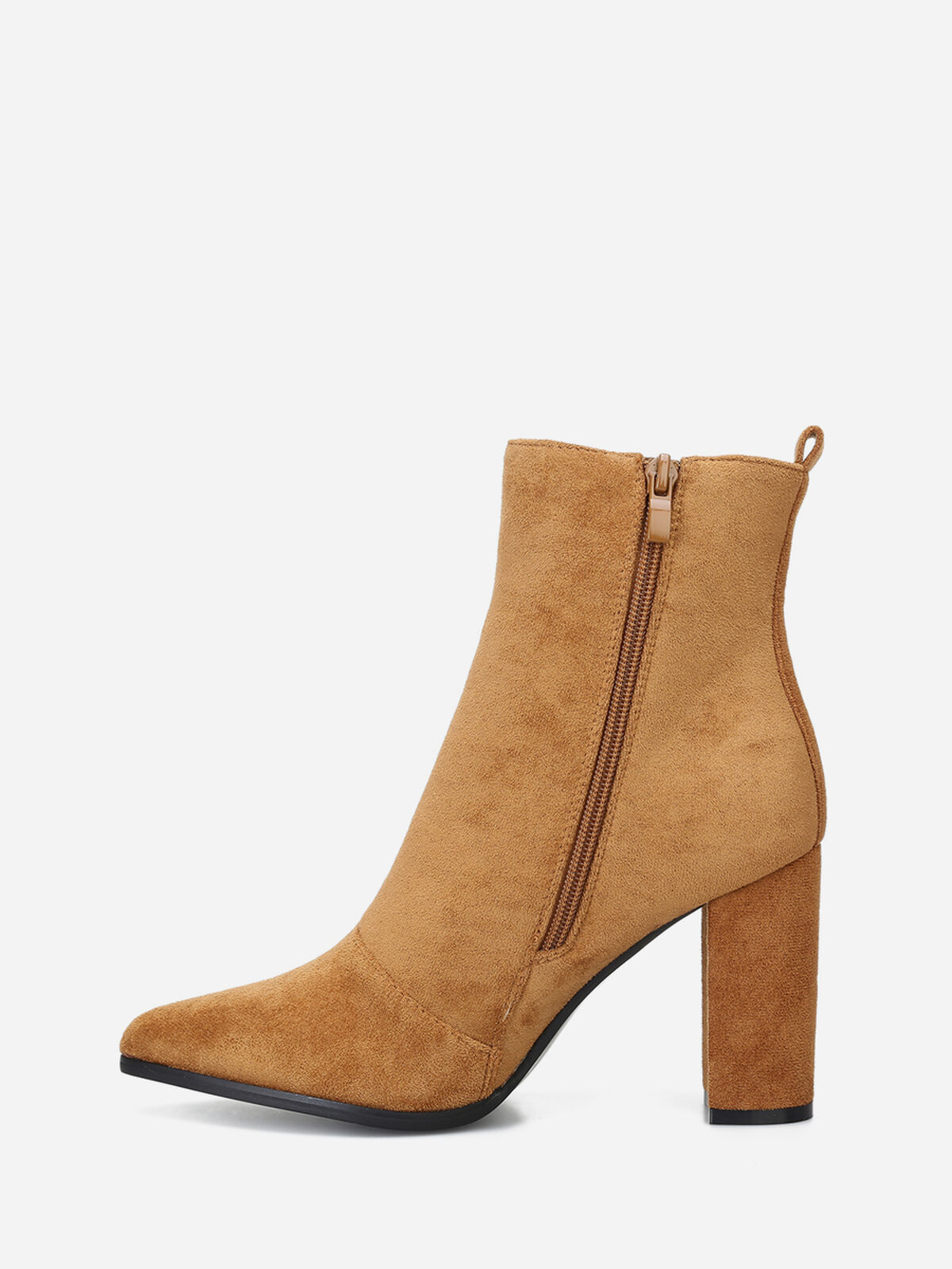 Bottines en suédine à bout pointu- Camel