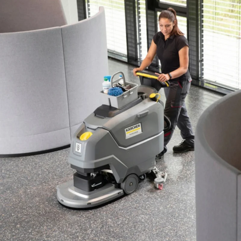 KARCHER - Autolaveuse autotractée - BD50/55 W Classic Bp pack 80ah