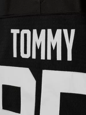 Camiseta cropped oversized Tommy Remastered com logo nas costas