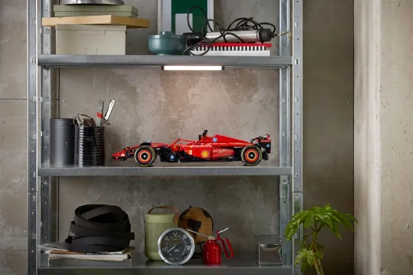 LEGO Technic 42207 Ferrari SF-24 F1-bil