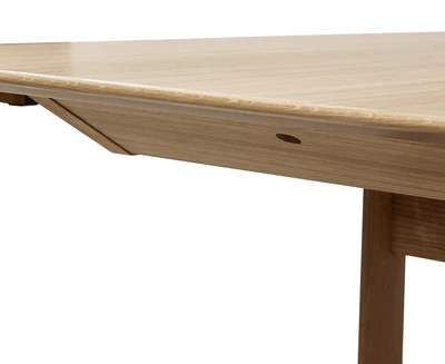 Arrow Spisebord 220 x 95 x 75 cm