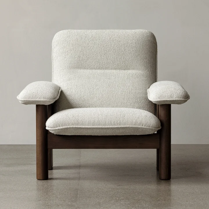 Audo - Brasilia Lounge Chair, Eiche natur / Bouclé beige