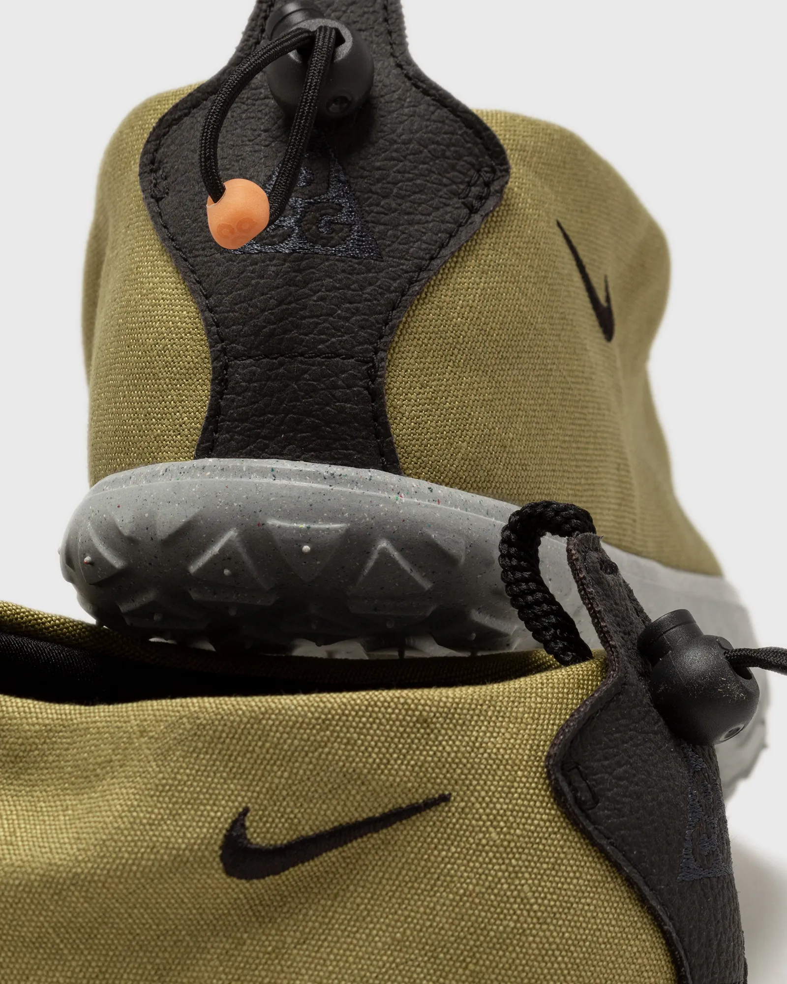 Nike ACG MOC