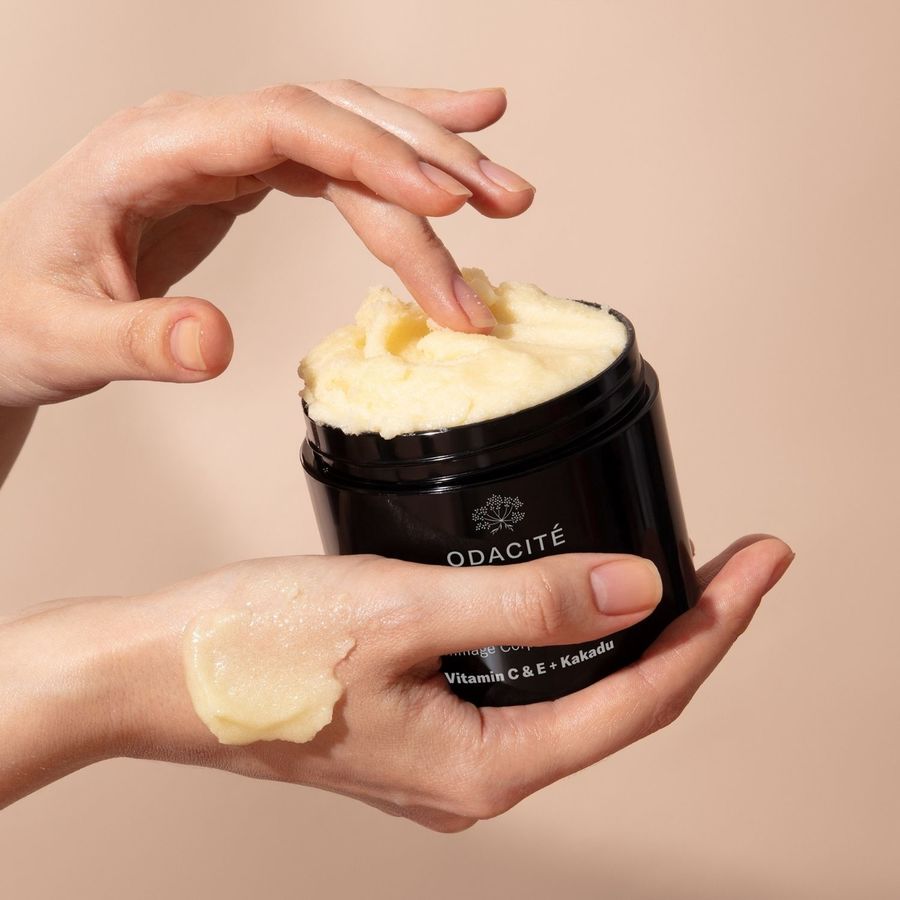 Odacité C-Smooth Hydra-Firming Body Polish 227g