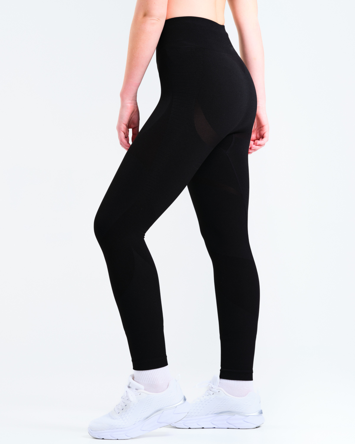 LEVITY Solar Seamless Tights Black Beauty