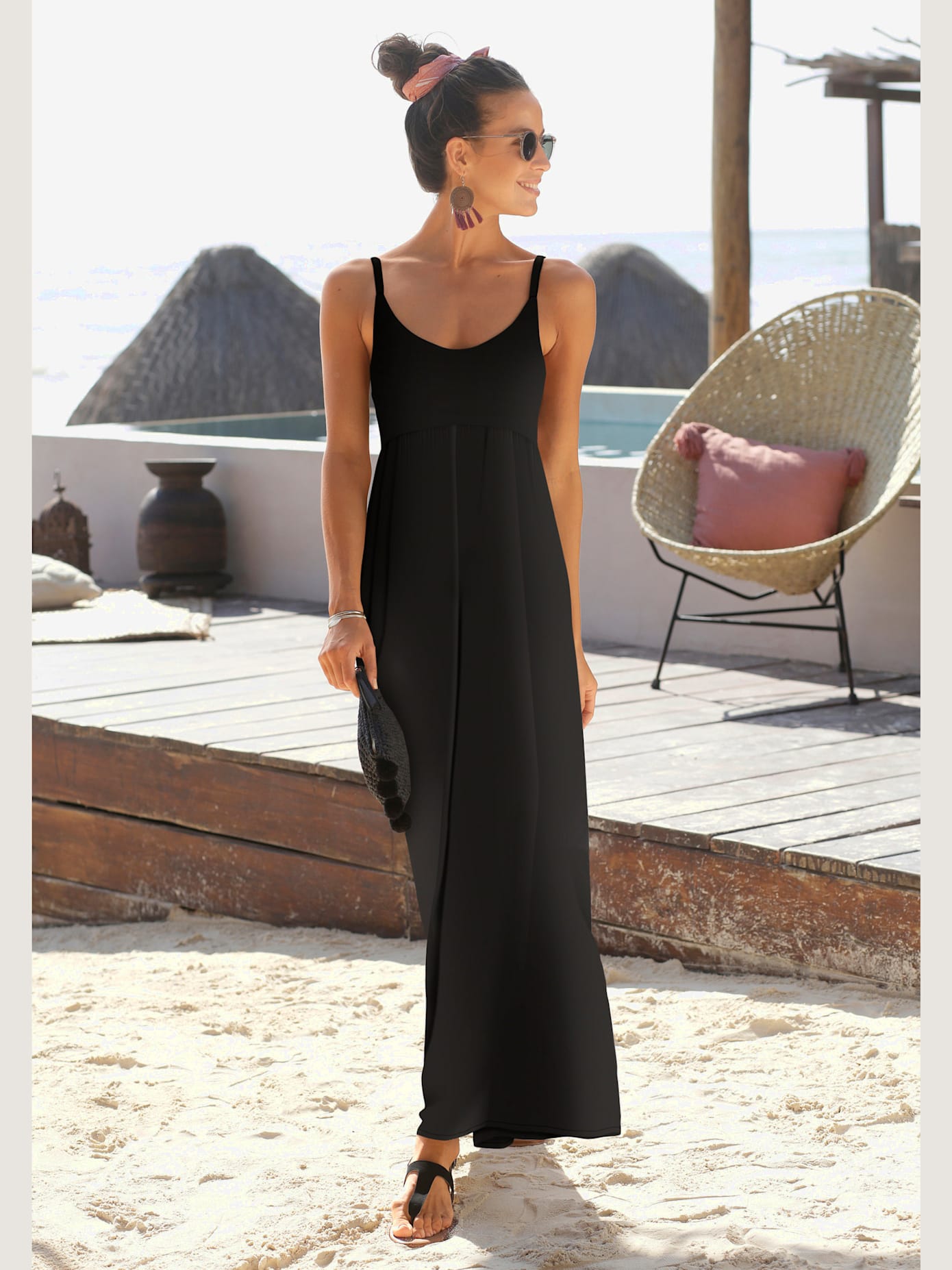 Robe longue encolure ronde