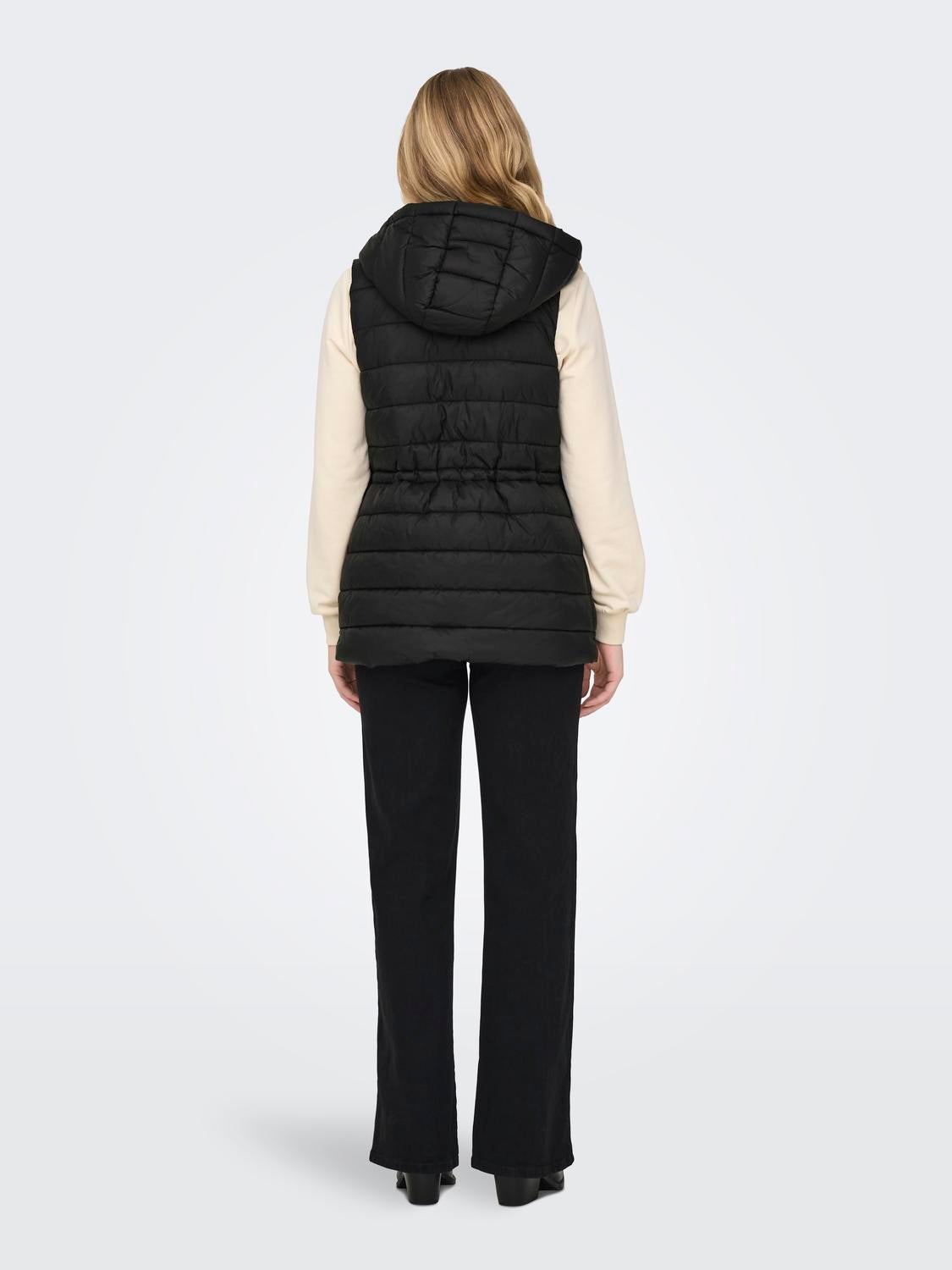 OLMMAMA Steppweste Black