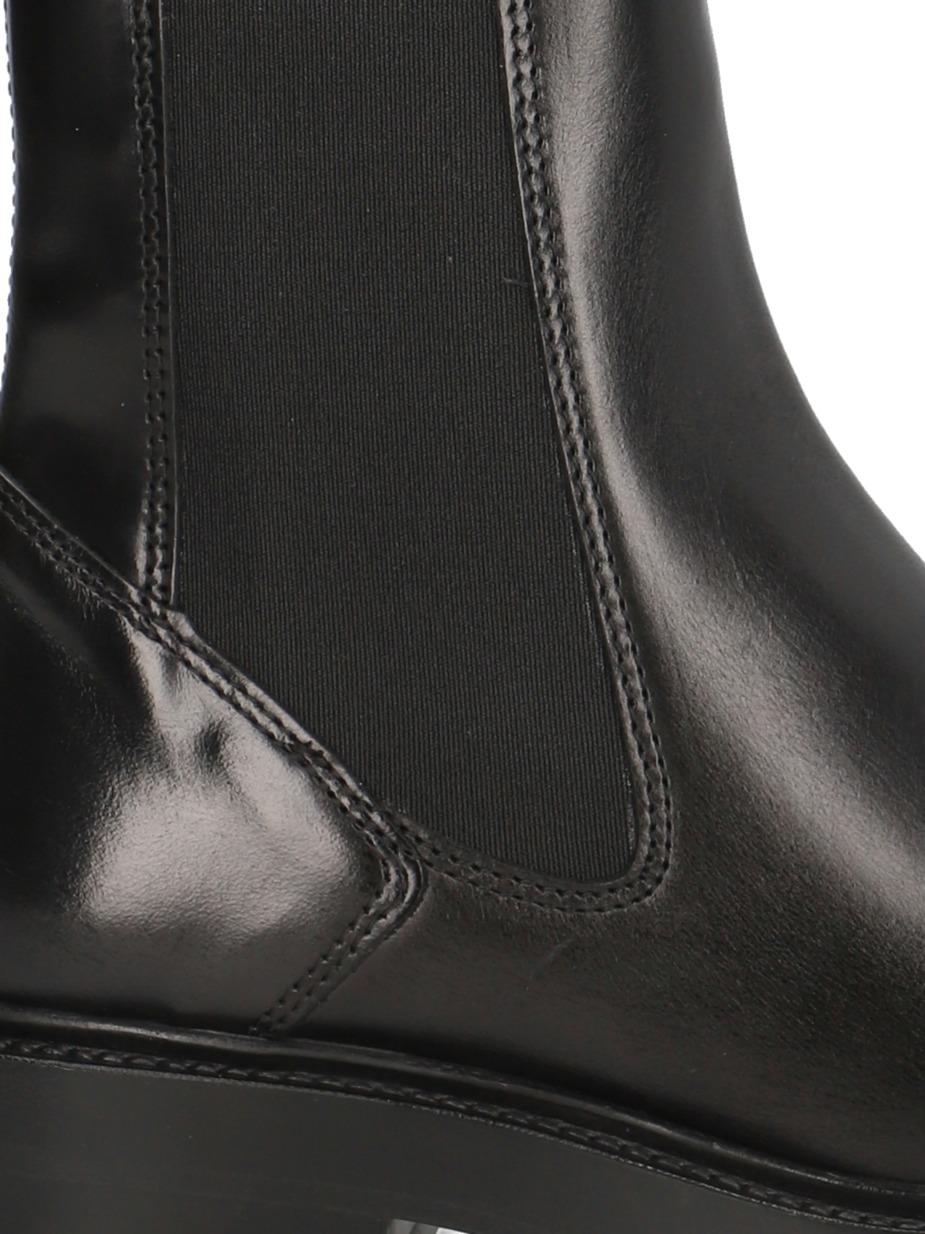 Fallwi Chelsea Boot