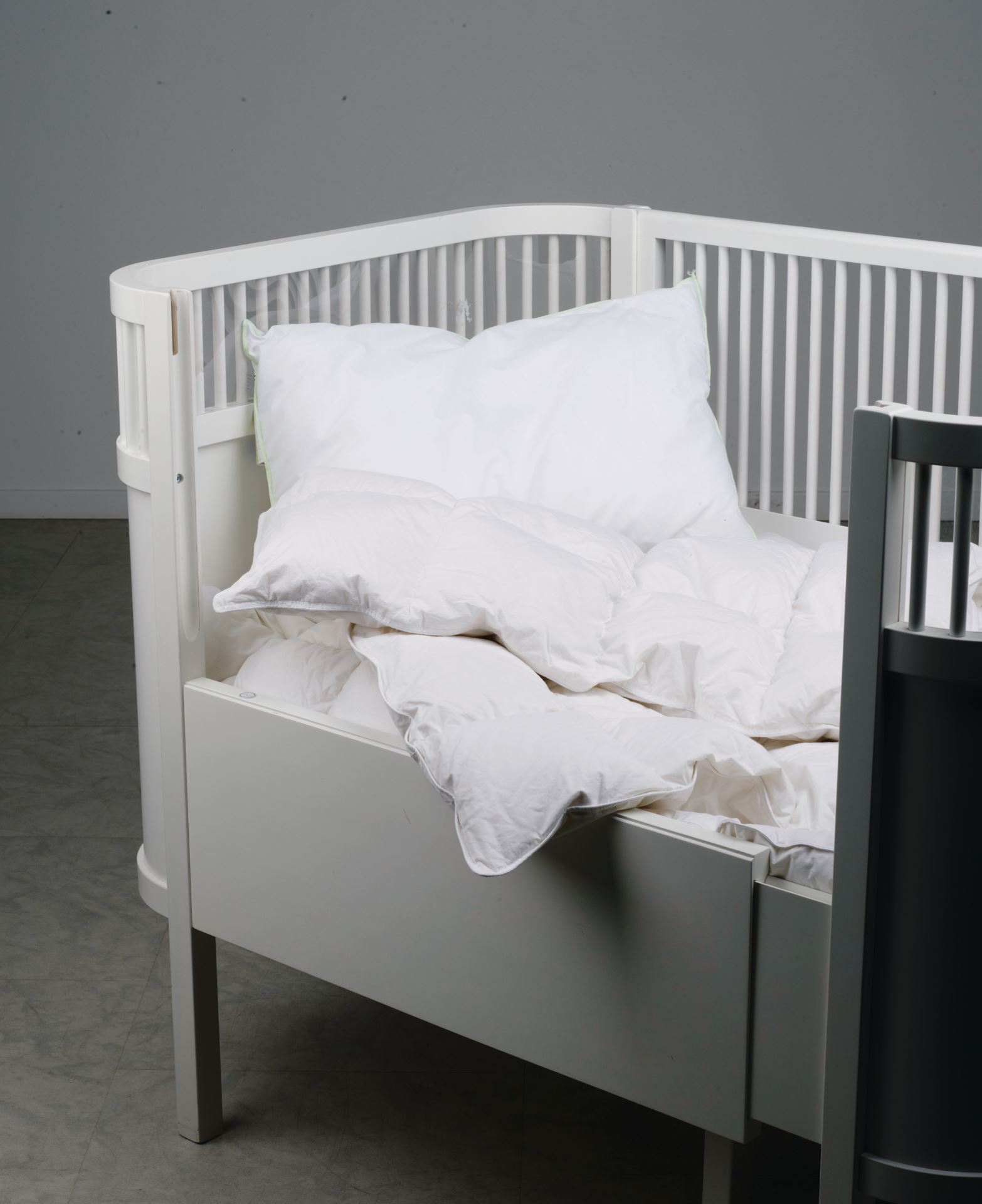 Baby helårs dundyne hvit - 80x100 cm