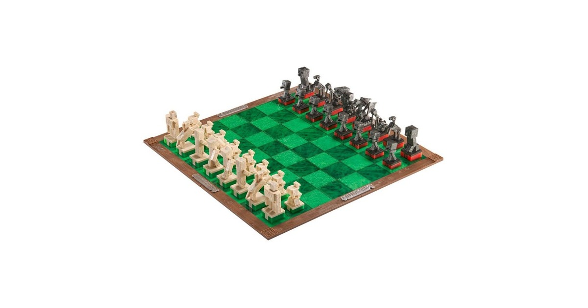 Noble CollectionMinecraft Chess Set: Overworld Heroes vs. Hostile Mobs Bordspel  (2 spelers, 60 minuten, Vanaf 8 jaar)