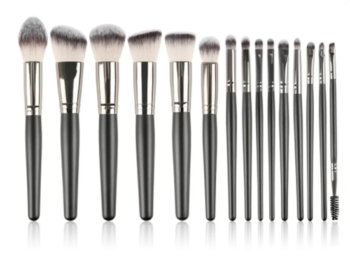 Happy Makeup Pensler Sort/Crome - 15 stk.