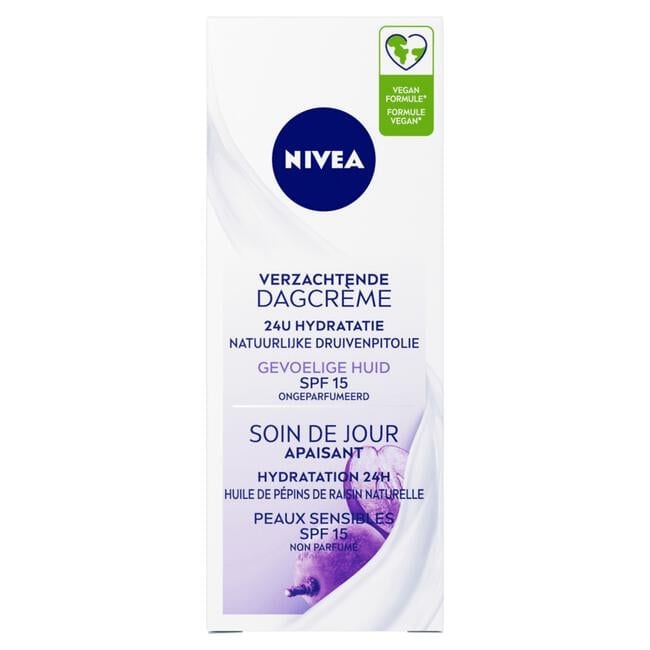 NIVEA Essentials Dagcrème +24H Sensitive SPF15 50 ML