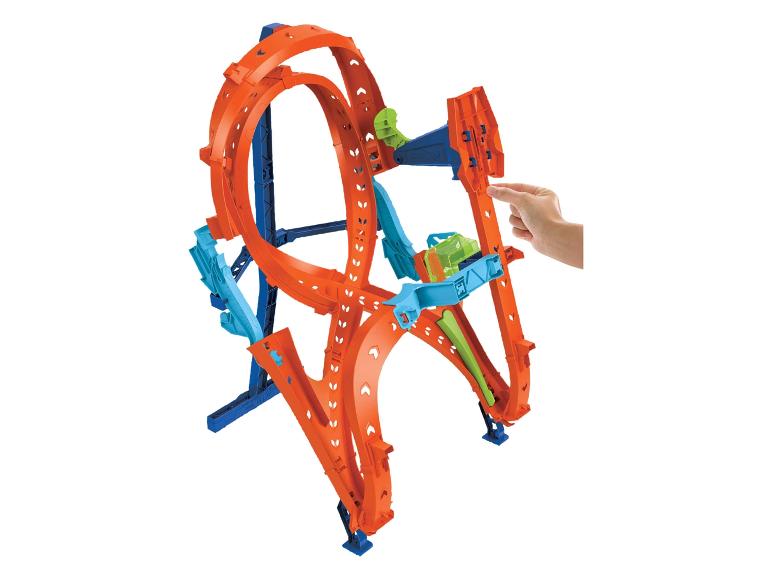 City Race Tower of Action Figure 8-jump