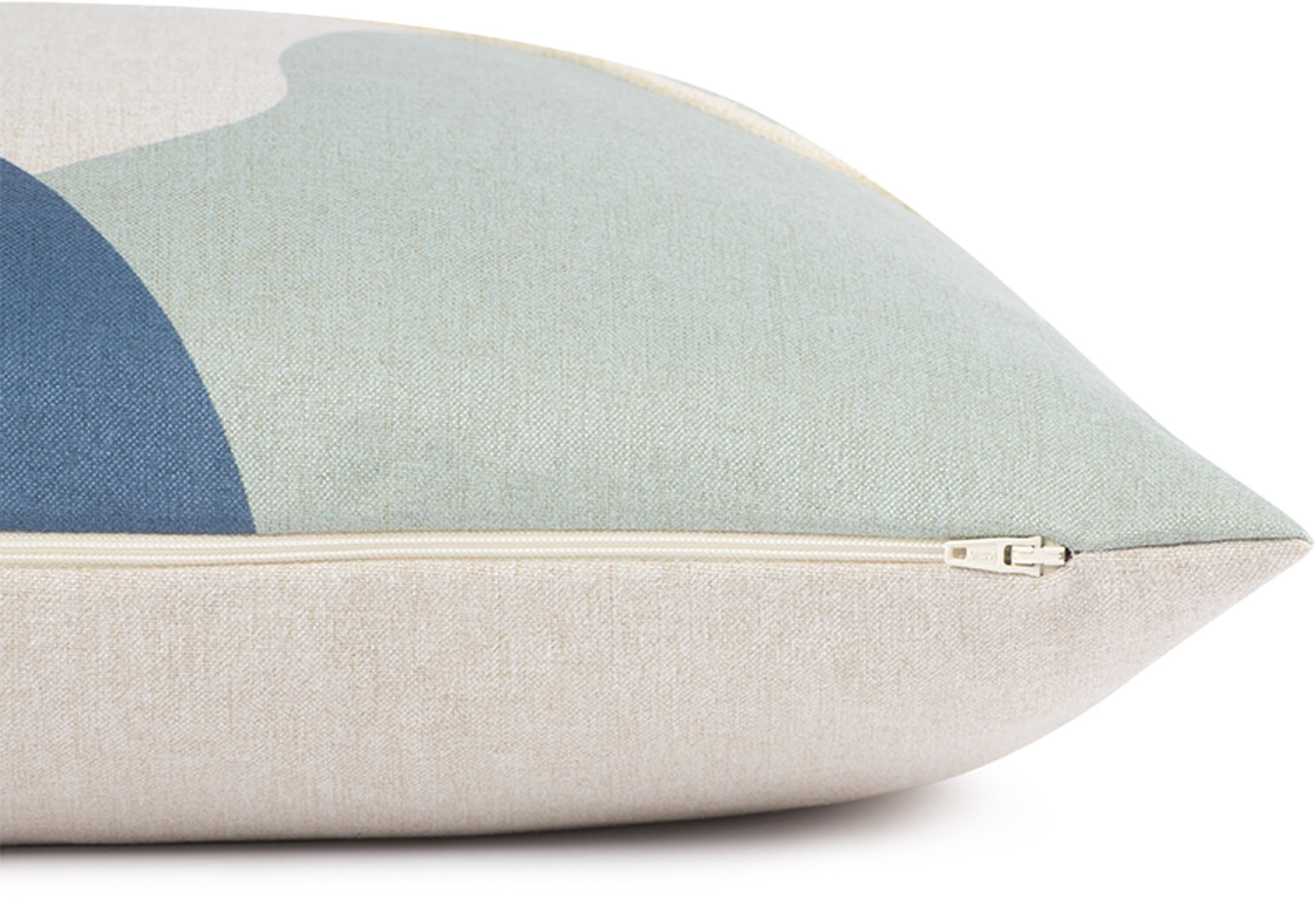 Esprit Kissenhülle mit Bouclé-Applikation