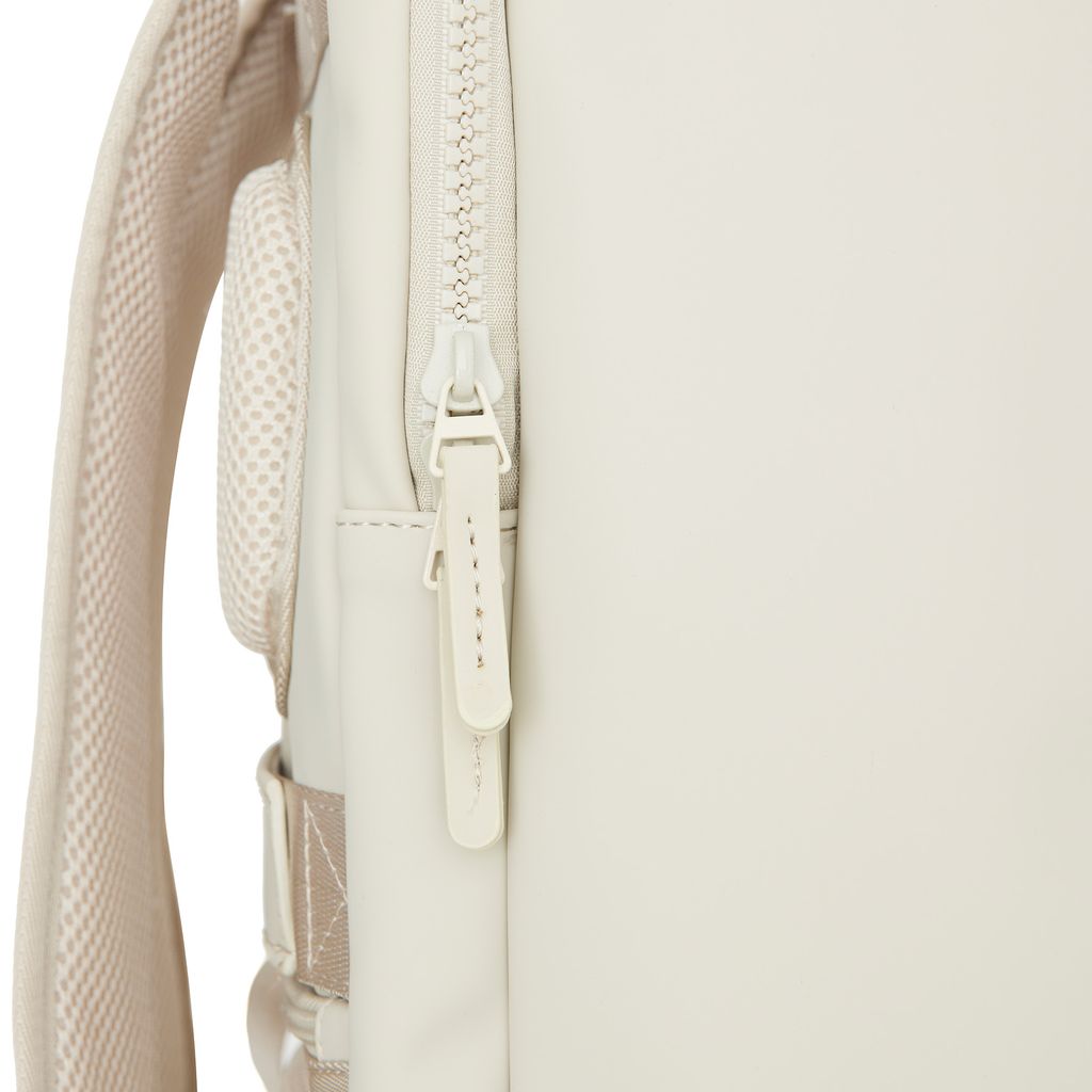 New Rebels Jessi Easton Underseater Backpack M Beige