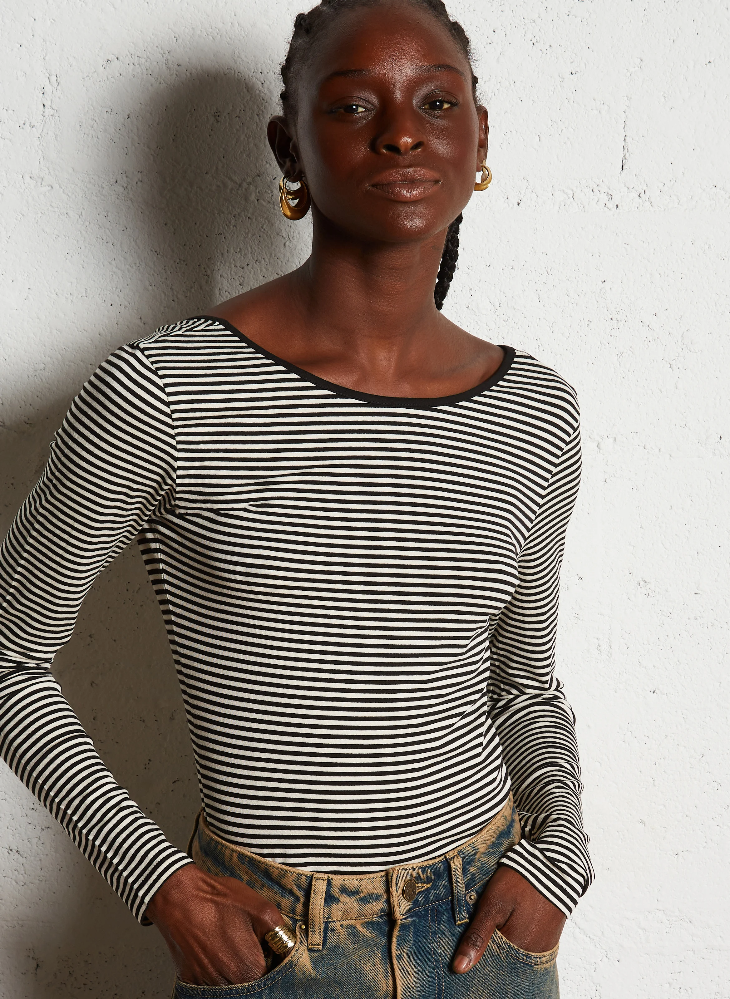 ELFY - Tee-shirt col rond ajusté à rayures | Noir