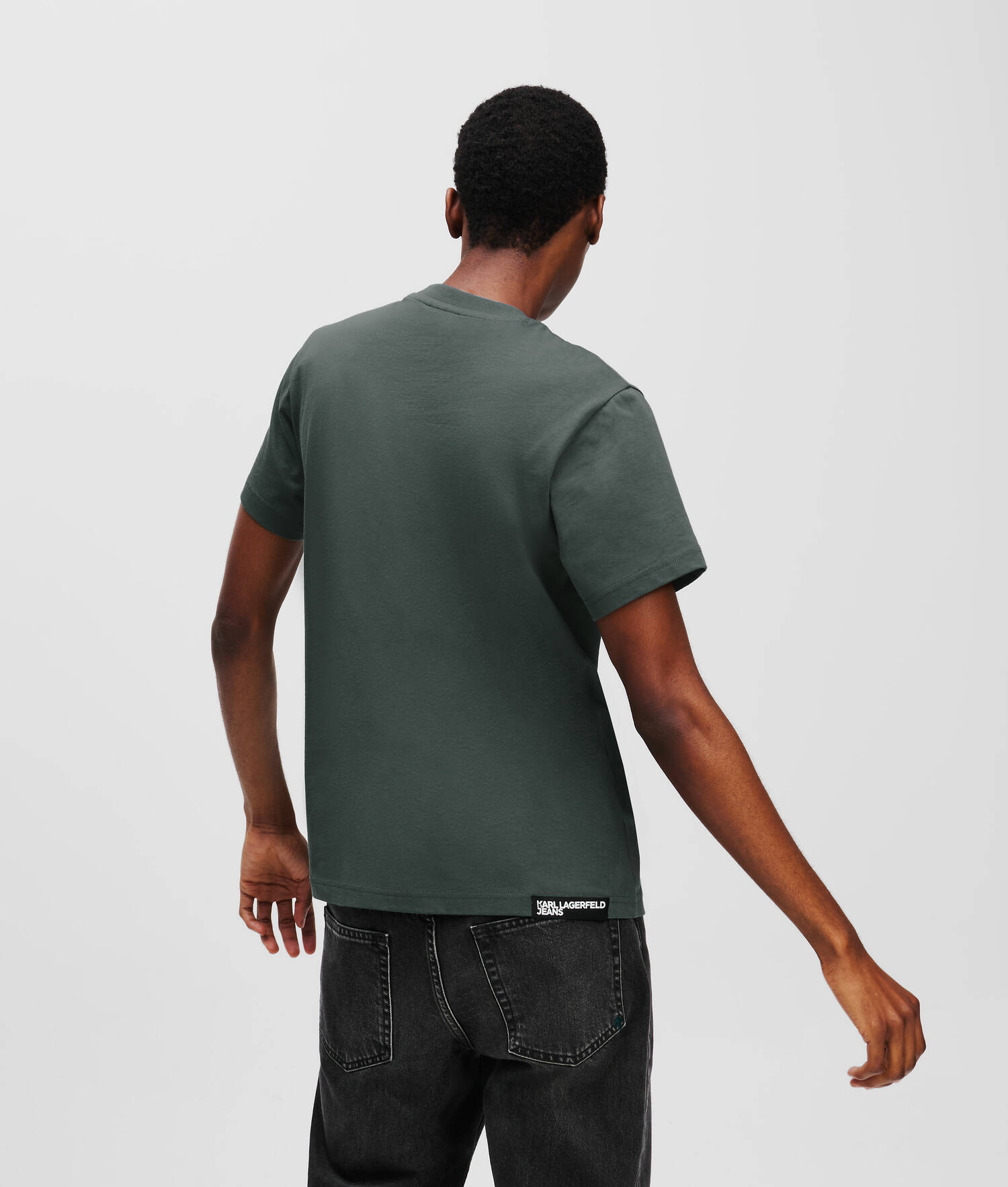 T-SHIRT AJUSTÉ