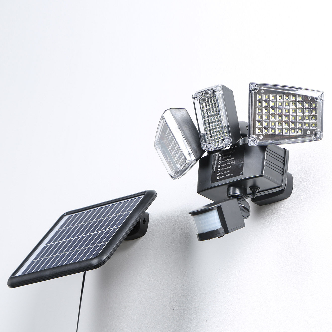 Pratik Garden Projecteur LED 3 têtes Solaire noir/blanc - 28x29x13 cm