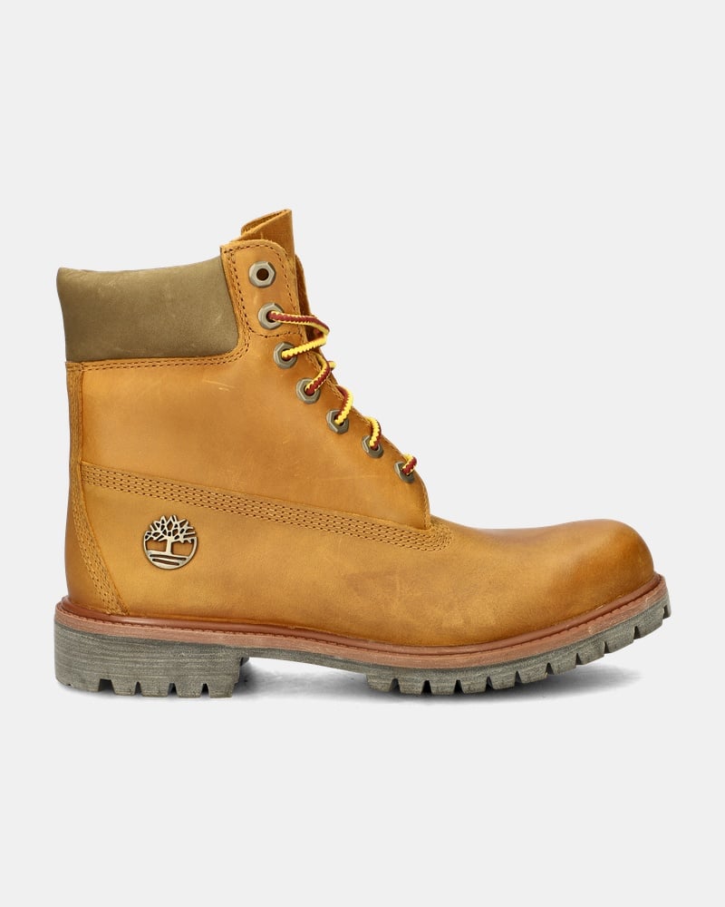 Timberland 6 Inch  Premium Veterboots  - geel